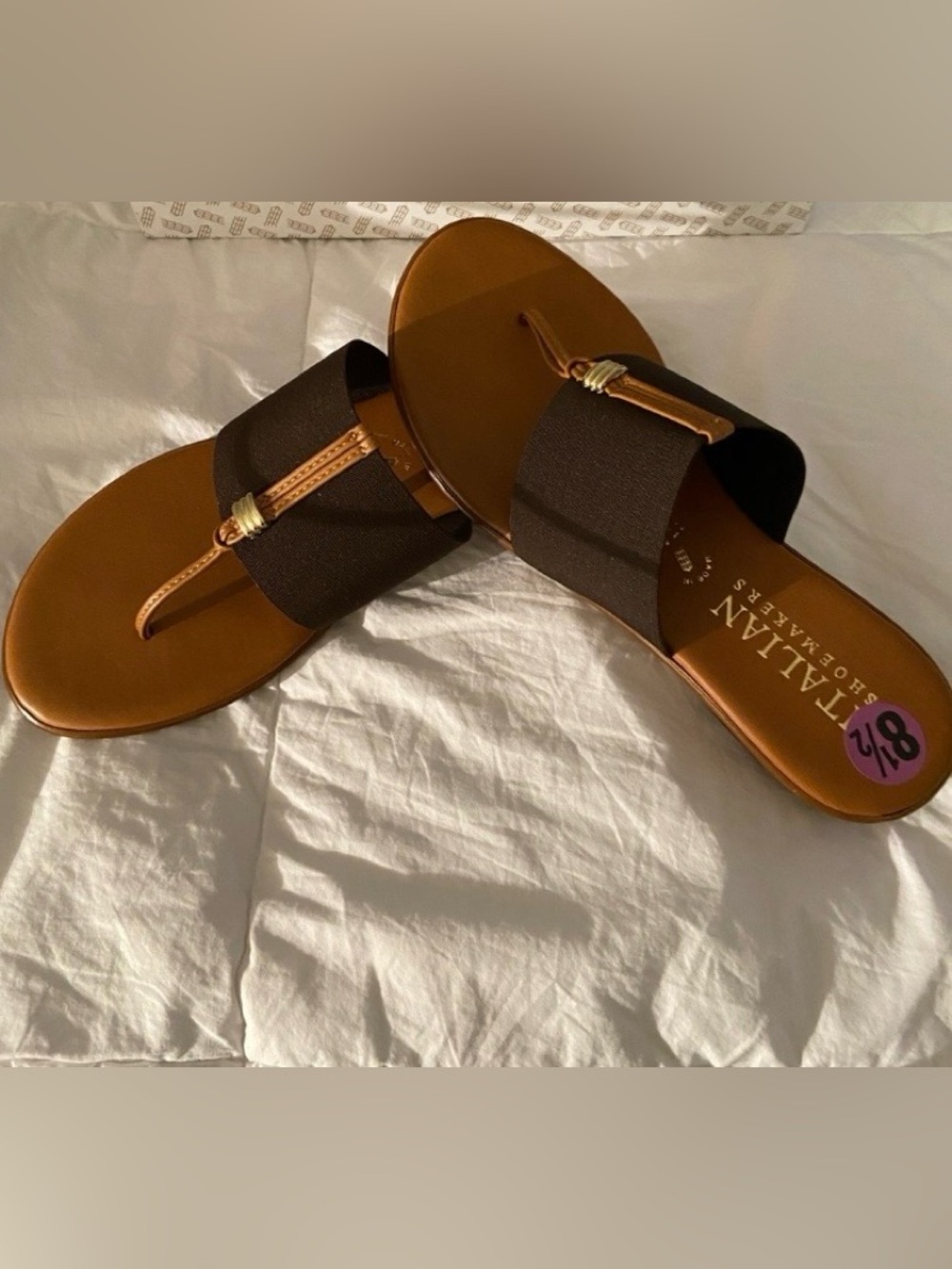 🤎Italian Shoemakers Brown Leather Thong Sandals with Elastic Band🤎
NO BOX